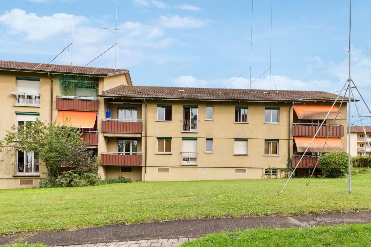 Zurich Urban Charm: Your Comfy Stay Close To The City Exterior photo